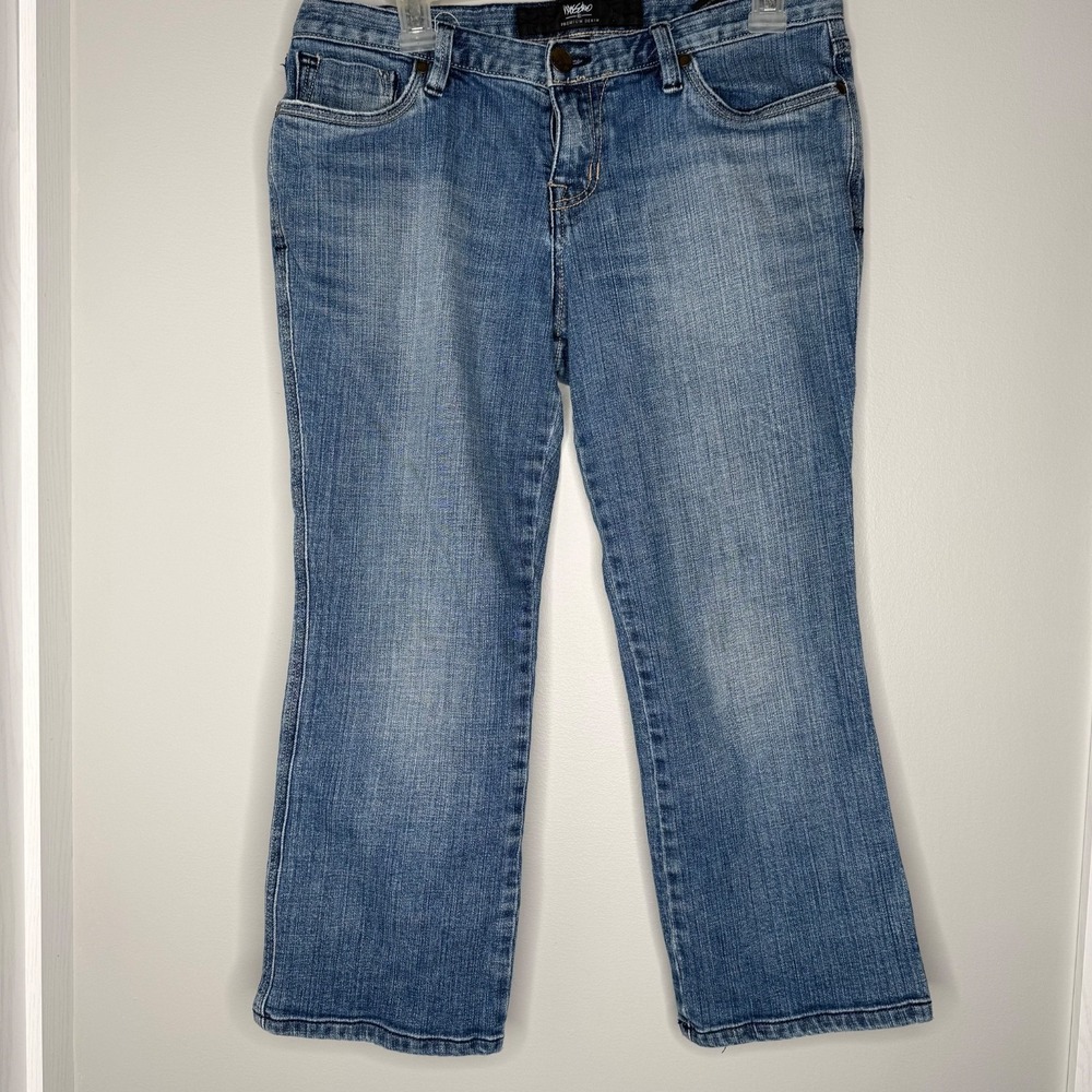 Mossimo Premium Denim Low Rise Crop Jeans | Size 10 Women's Blue Stretch‎